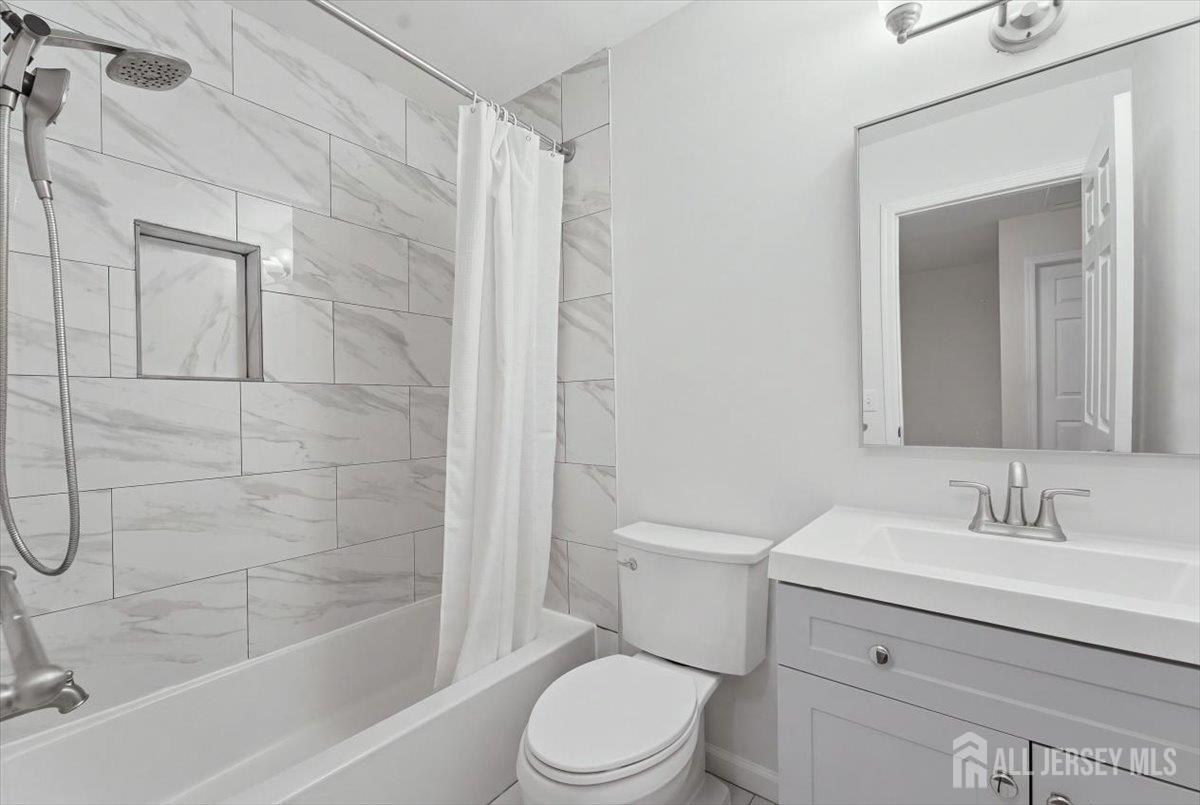 133 Keswick Drive Piscataway NJ 08854