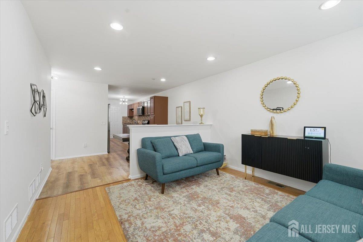 133 Keswick Drive Piscataway NJ 08854