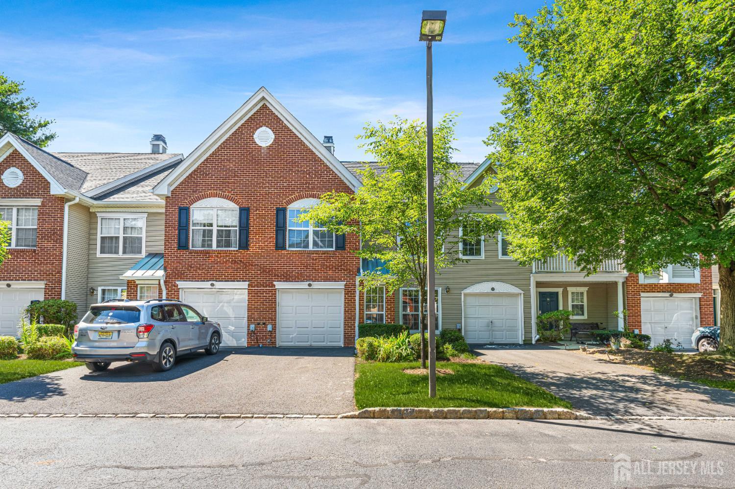16 Lee Court Plainsboro NJ 08536