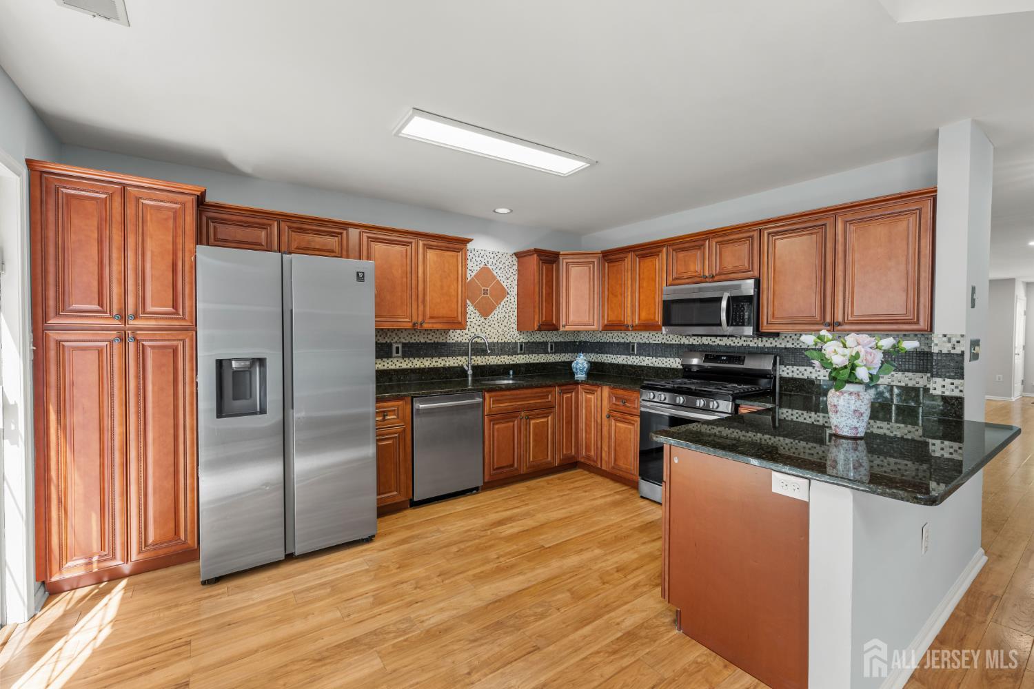 16 Lee Court Plainsboro NJ 08536