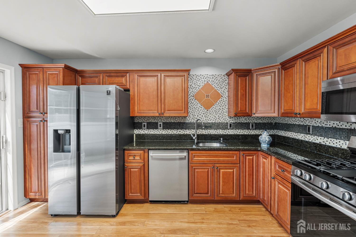 16 Lee Court Plainsboro NJ 08536