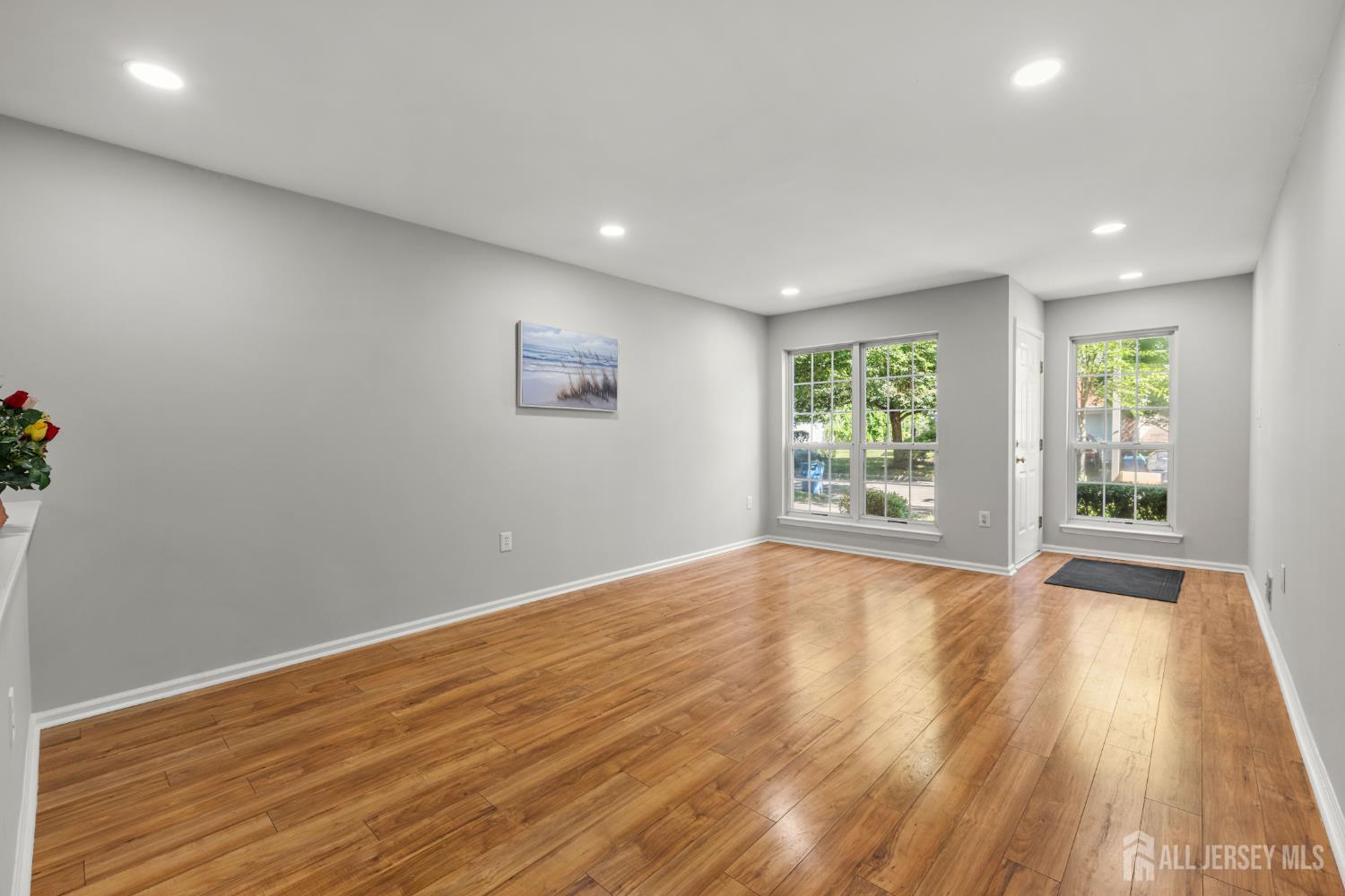 16 Lee Court Plainsboro NJ 08536
