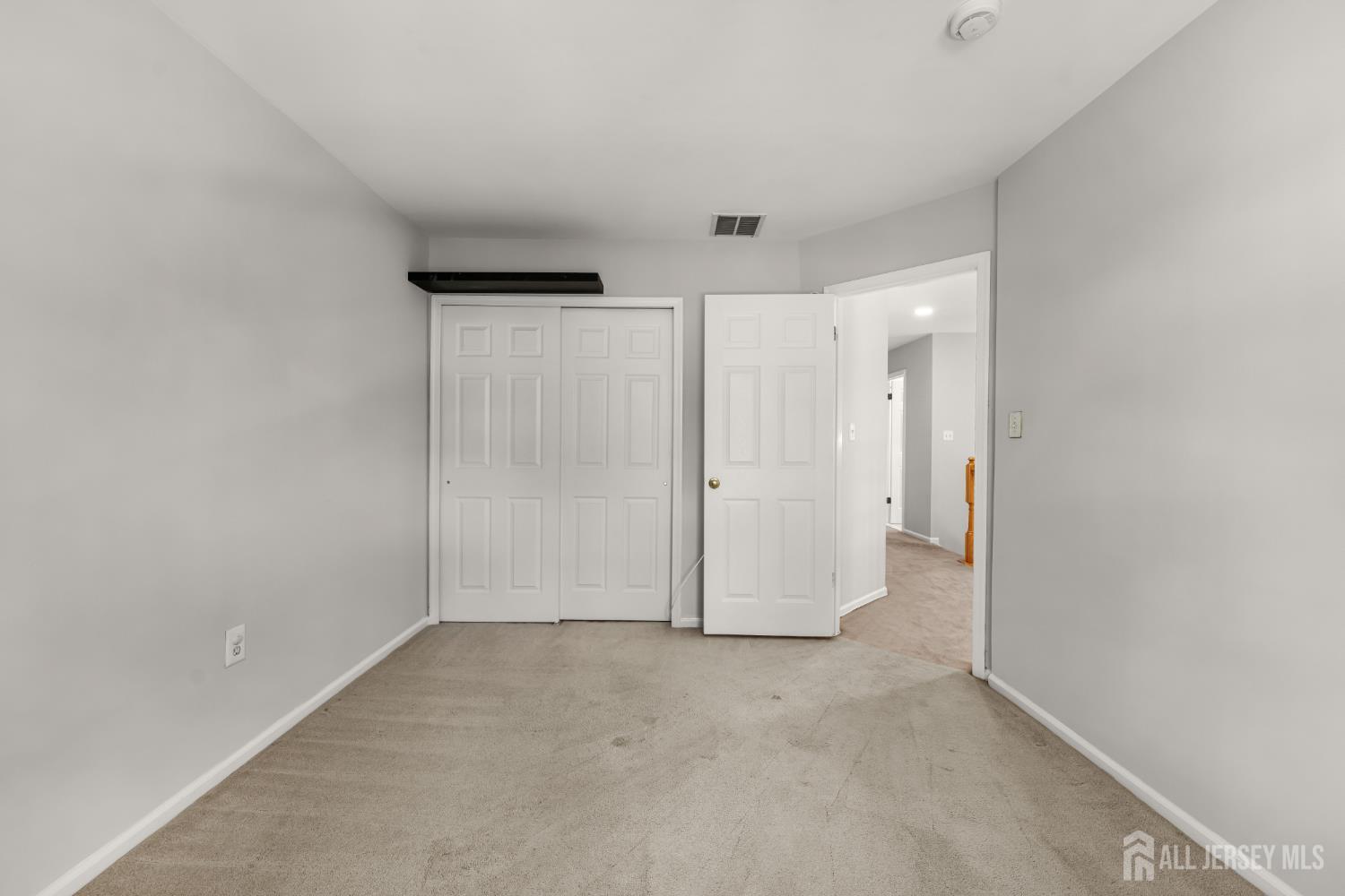 16 Lee Court Plainsboro NJ 08536