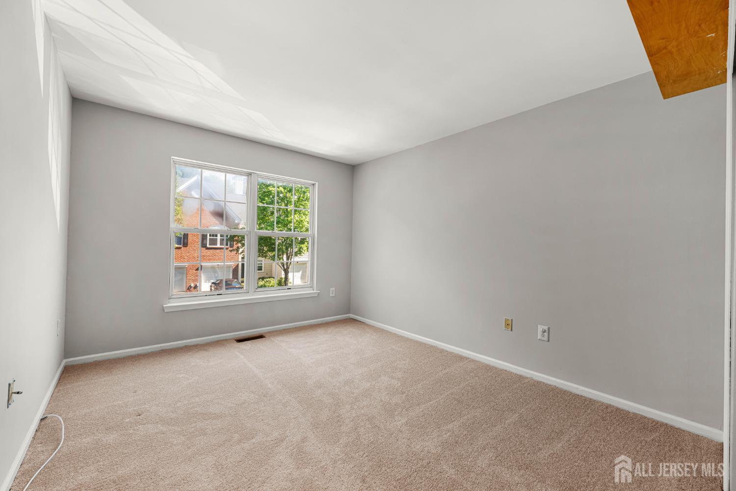 16 Lee Court Plainsboro NJ 08536