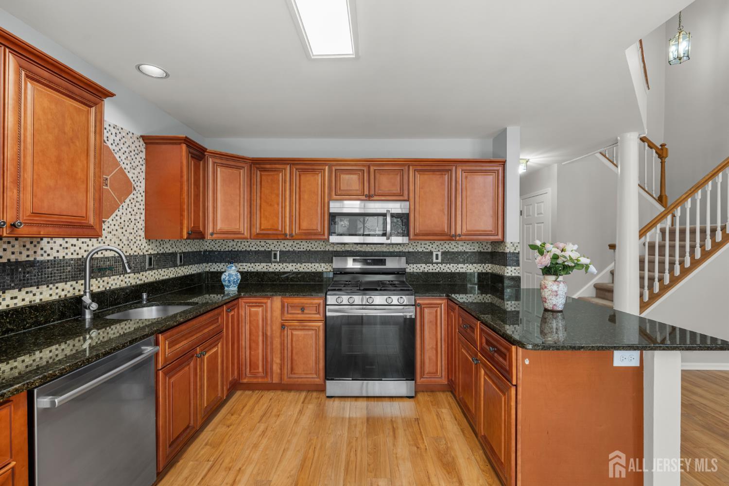 16 Lee Court Plainsboro NJ 08536