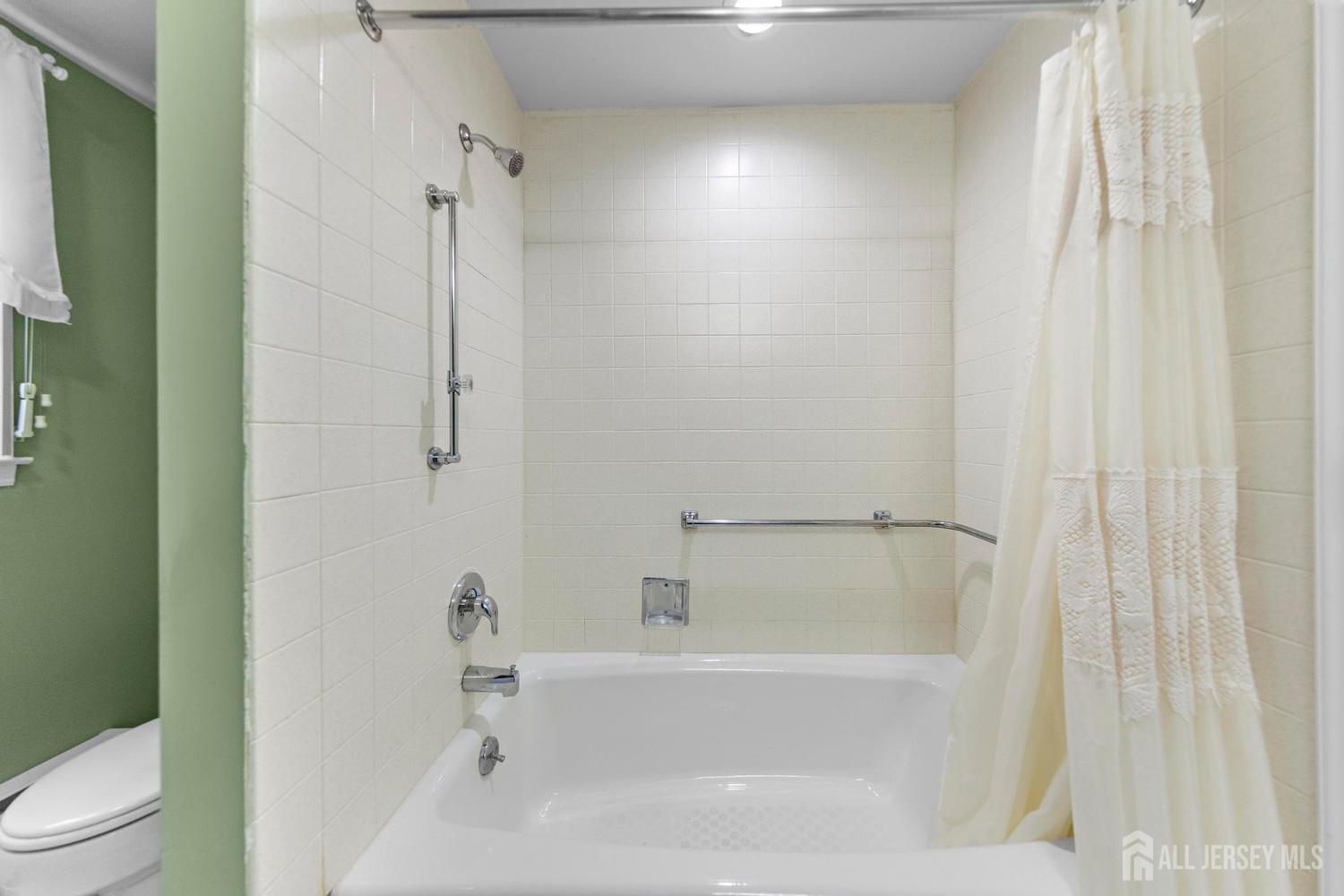 420 Newport Way Monroe NJ 08831