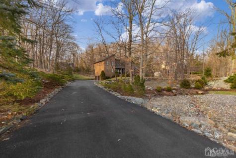 36 Tower Hill Lane SE Kinnelon NJ 07405