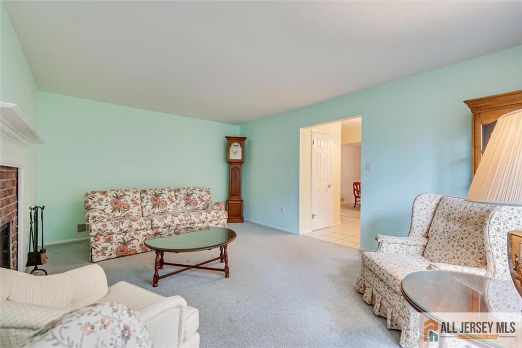 9 Boxwood Road Piscataway NJ 08854
