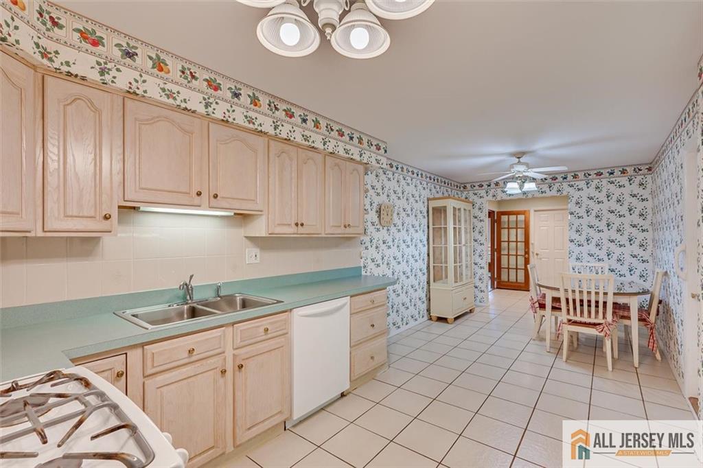 9 Boxwood Road Piscataway NJ 08854