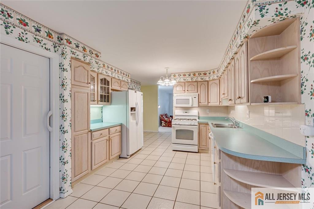 9 Boxwood Road Piscataway NJ 08854
