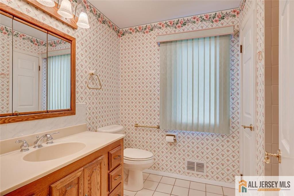 9 Boxwood Road Piscataway NJ 08854