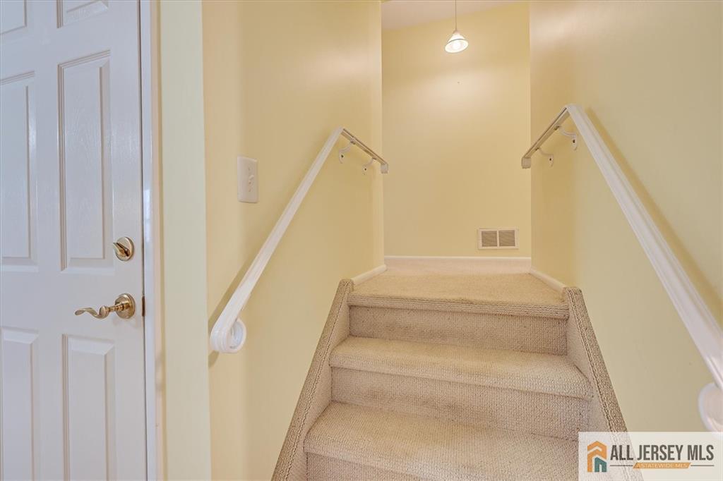 9 Boxwood Road Piscataway NJ 08854