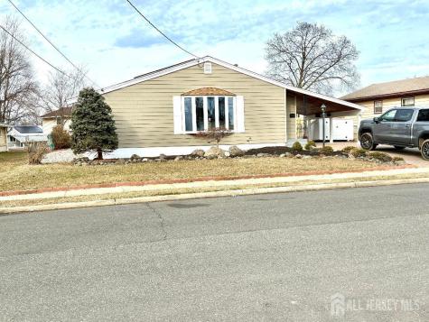 42 Boulevard East Old Bridge NJ 07735