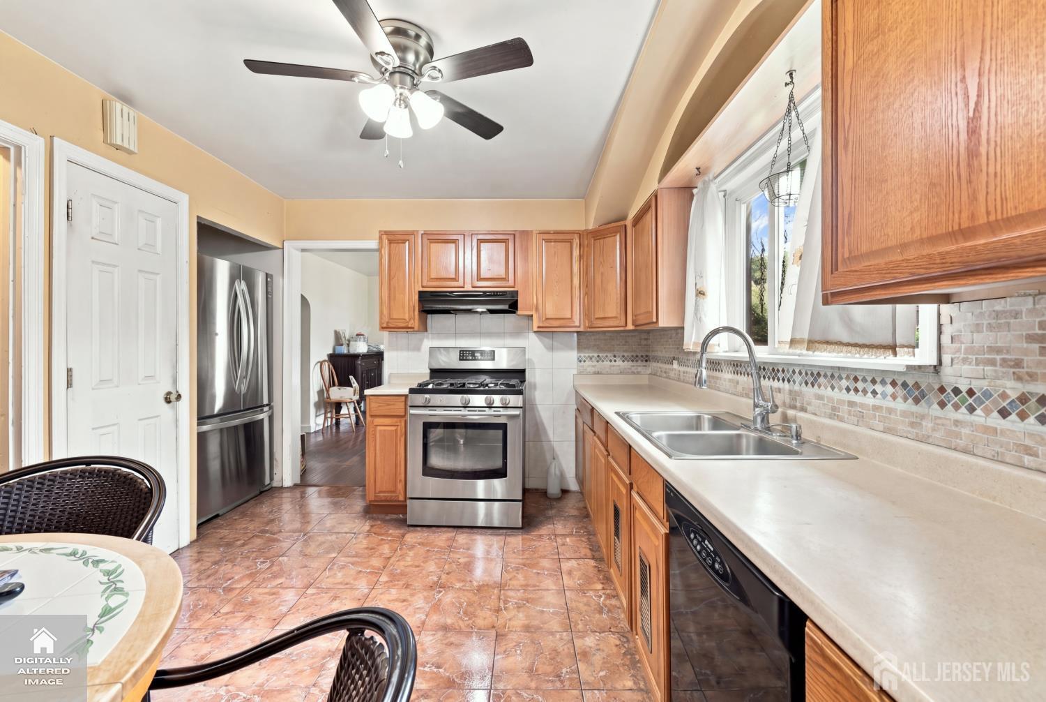 928 Beechwood Court Plainfield NJ 07060