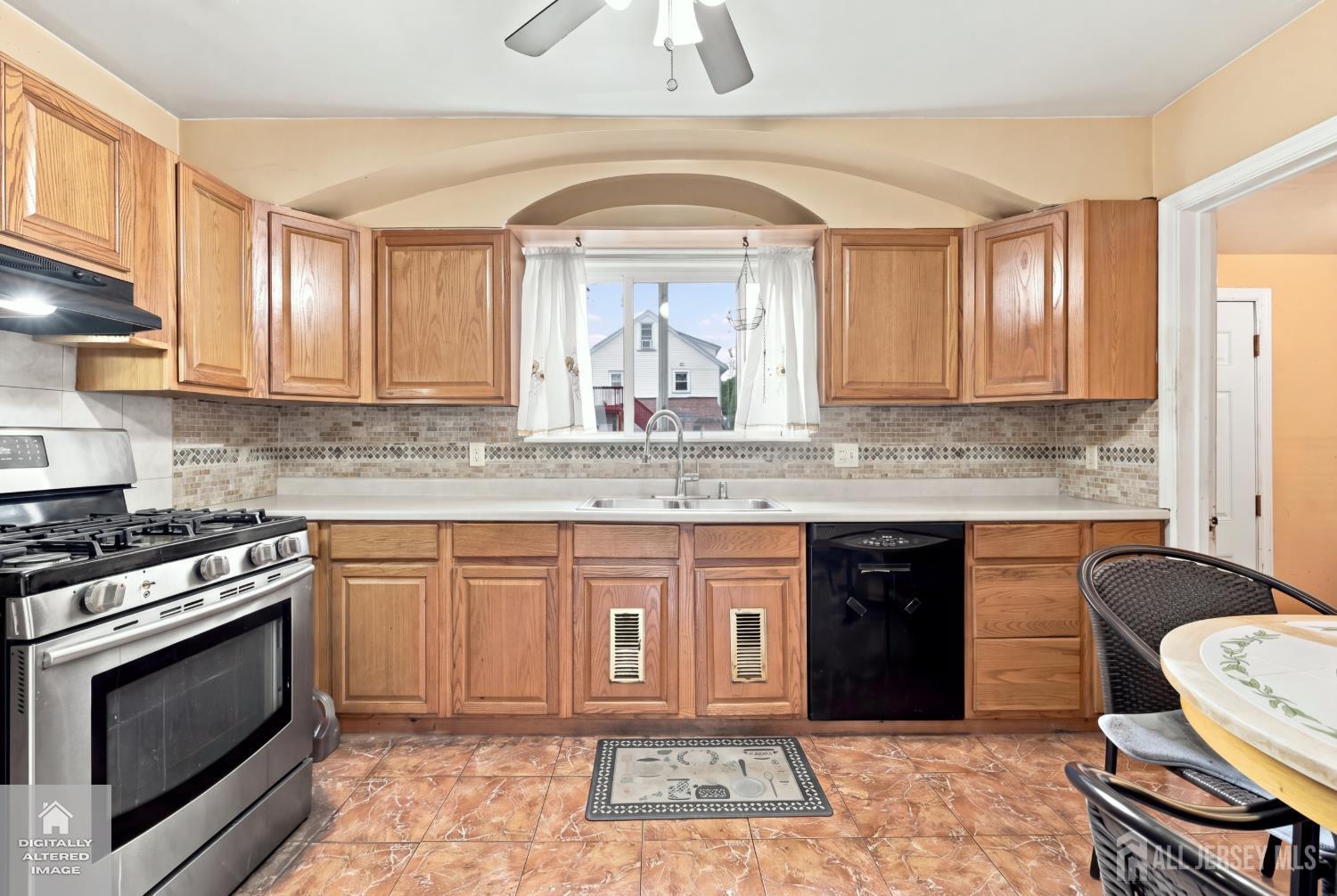 928 Beechwood Court Plainfield NJ 07060