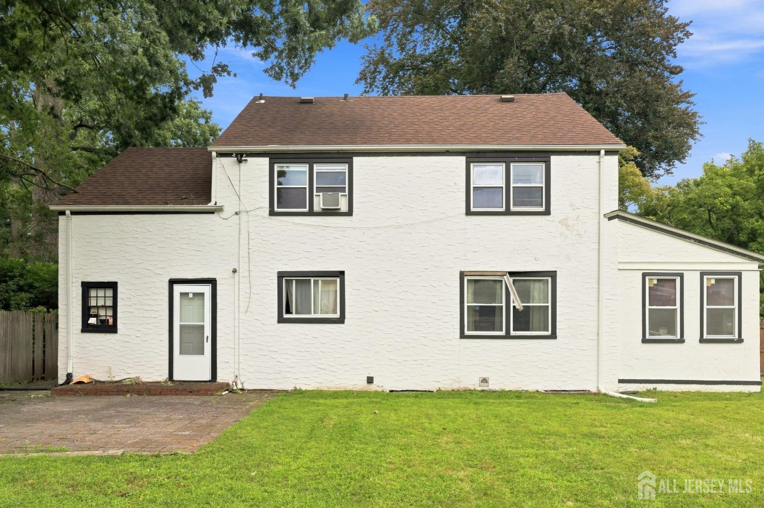 928 Beechwood Court Plainfield NJ 07060