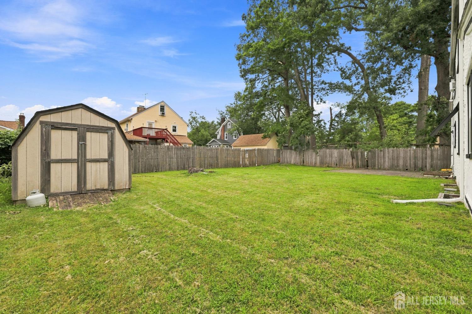 928 Beechwood Court Plainfield NJ 07060