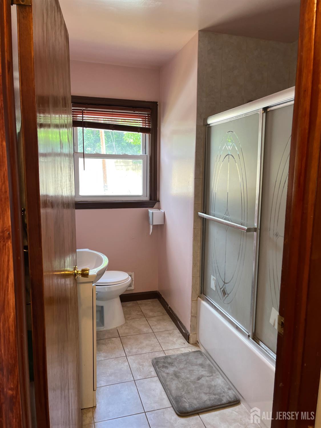 10 Travers Avenue Edison NJ 08817