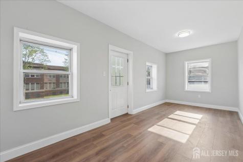 109 E 6 Avenue Roselle NJ 07203