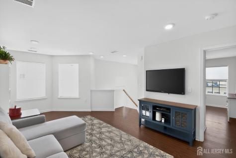 110 Grabowski Drive Sayreville NJ 08859