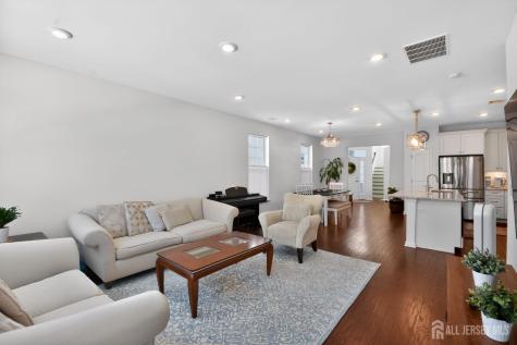 110 Grabowski Drive Sayreville NJ 08859