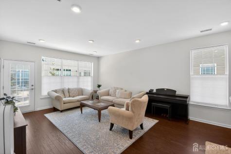 110 Grabowski Drive Sayreville NJ 08859
