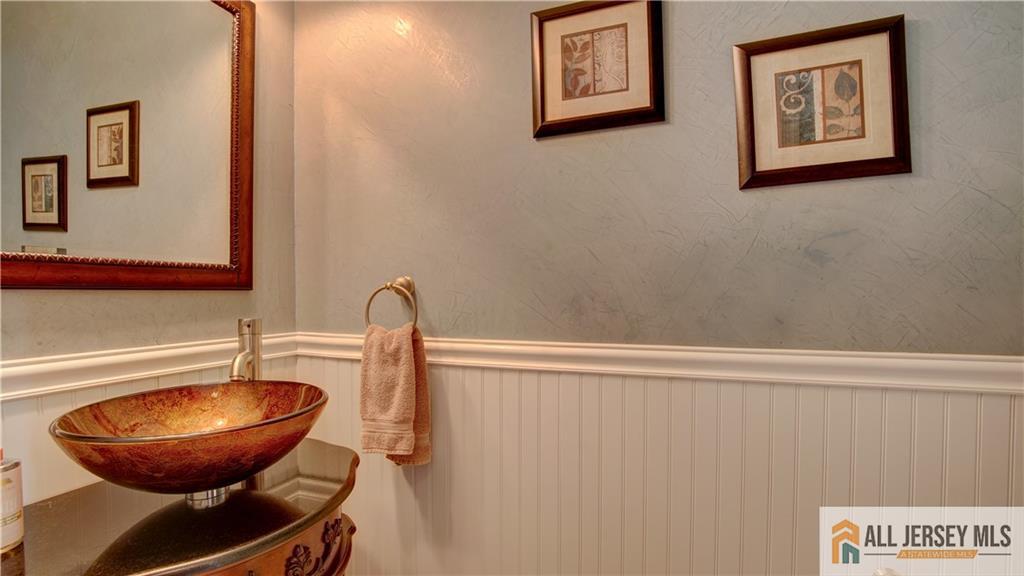 21 Samantha Circle Old Bridge NJ 07747