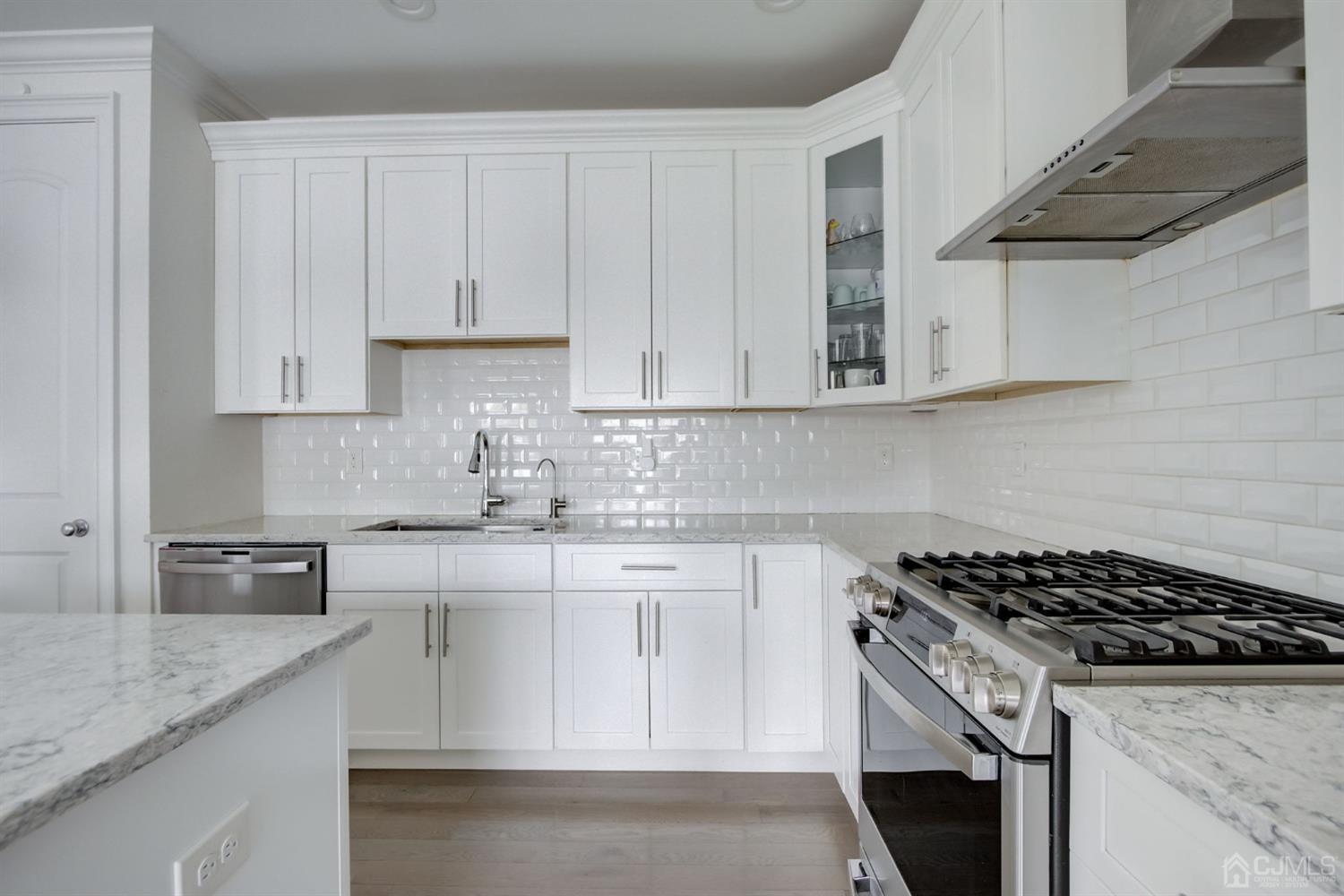 23 Dalton Place Edison NJ 08817