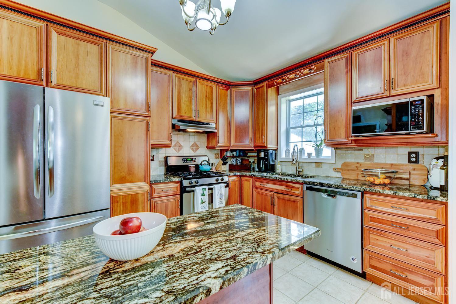 17 Sand Road Milltown NJ 08850