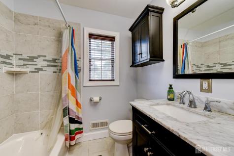 17 Sand Road Milltown NJ 08850