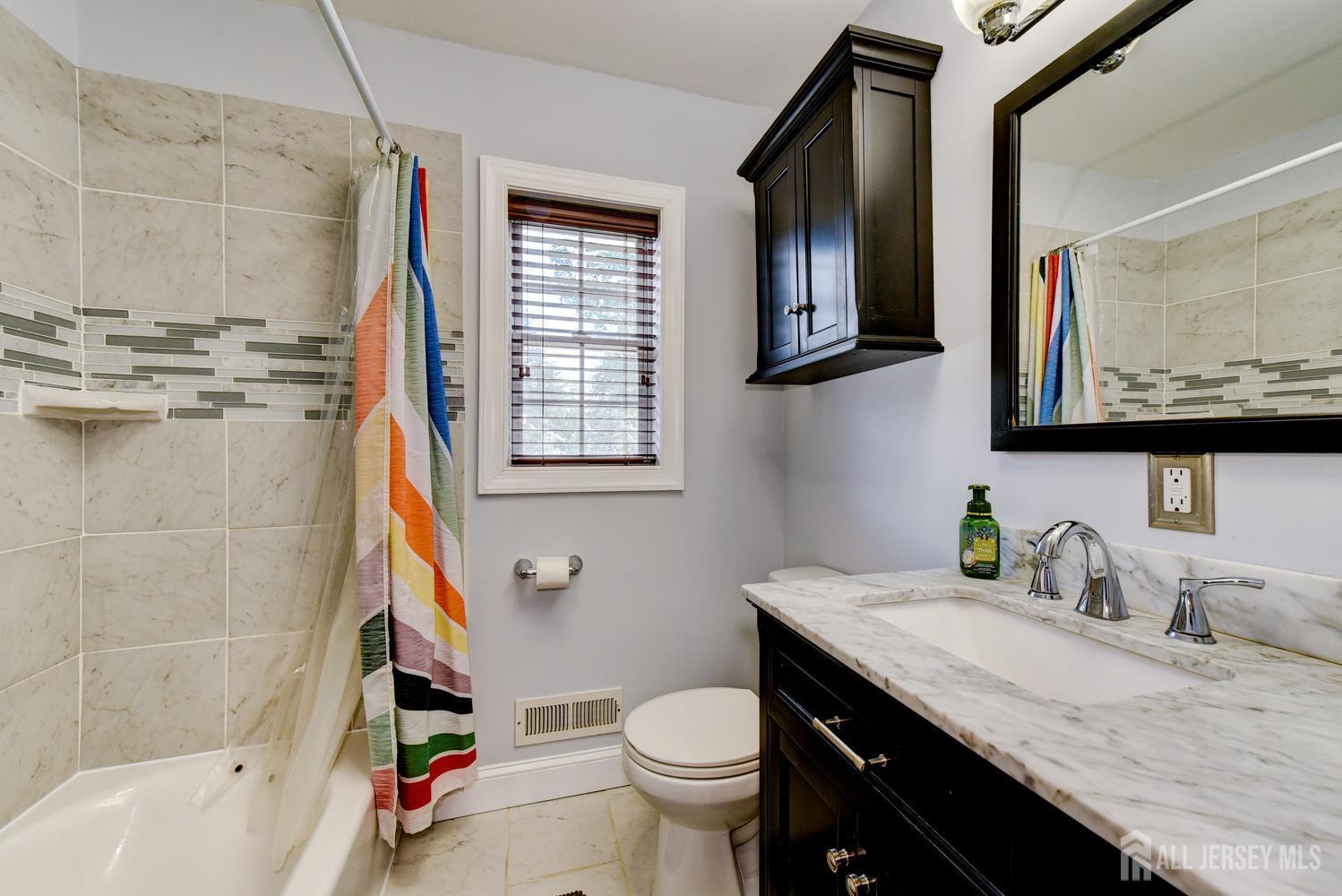 17 Sand Road Milltown NJ 08850