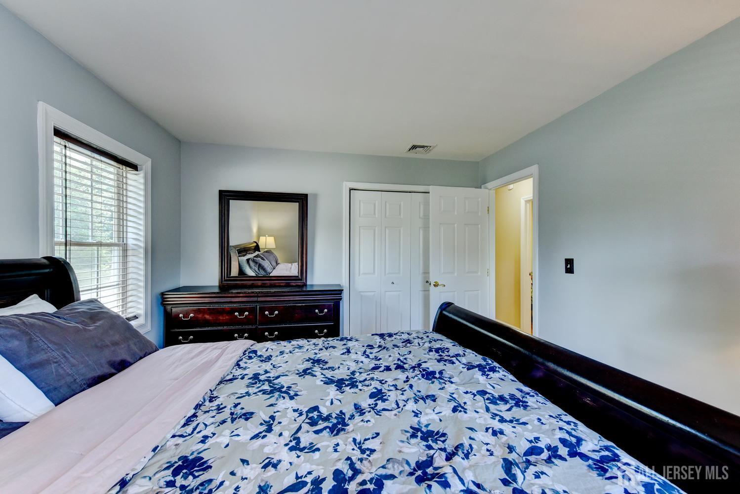 17 Sand Road Milltown NJ 08850