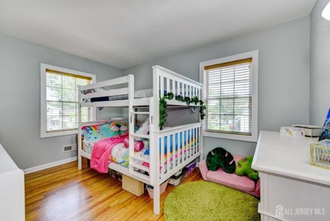 17 Sand Road Milltown NJ 08850