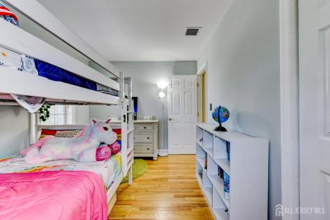 17 Sand Road Milltown NJ 08850