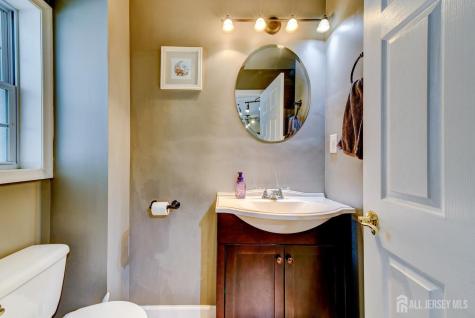 17 Sand Road Milltown NJ 08850
