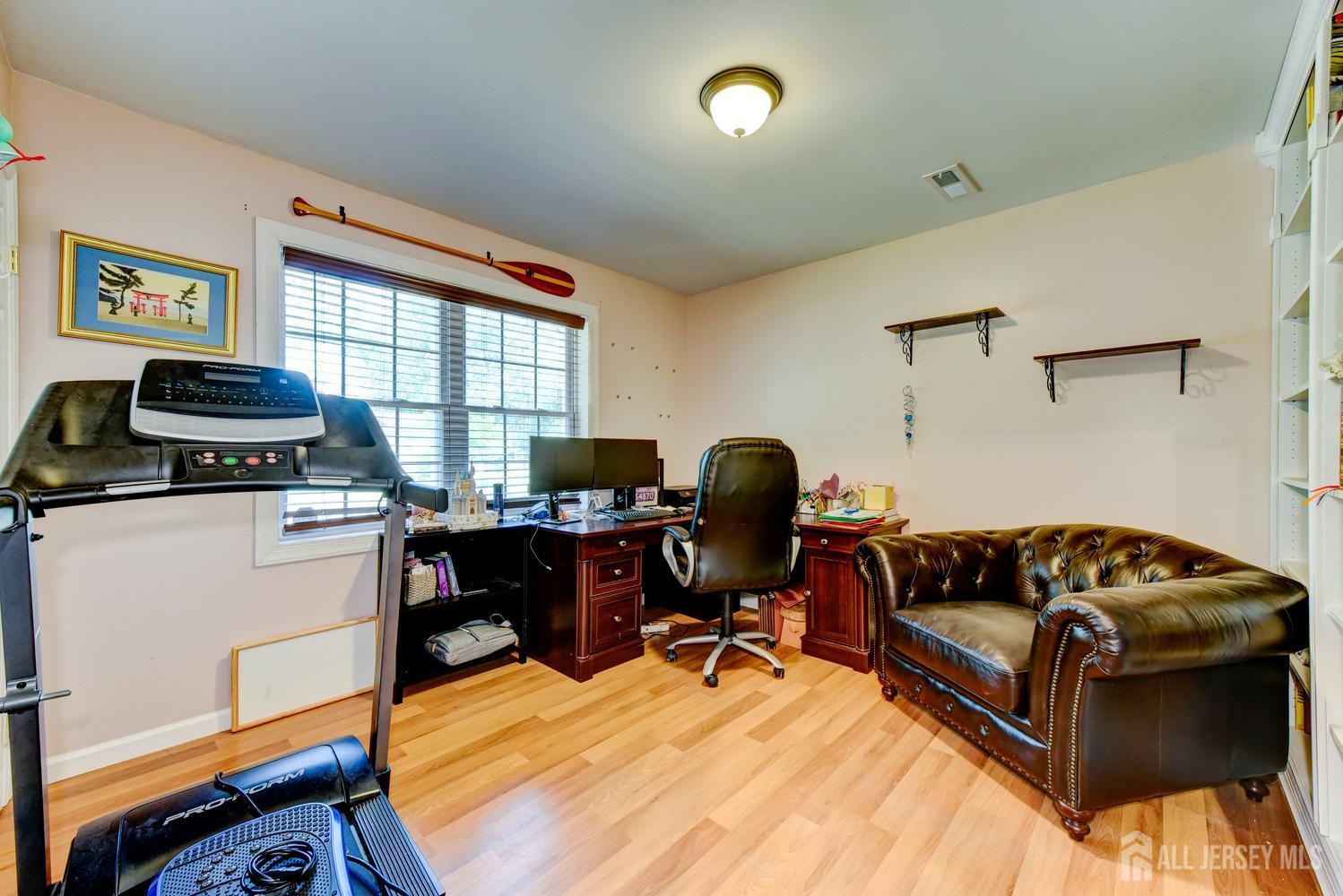 17 Sand Road Milltown NJ 08850