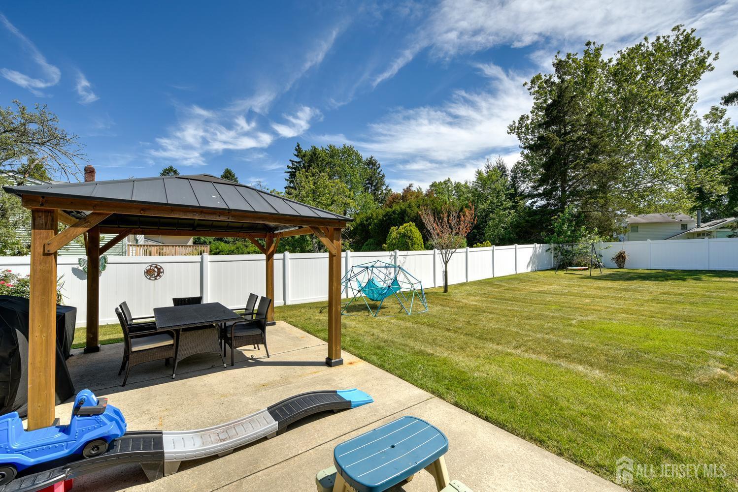 17 Sand Road Milltown NJ 08850