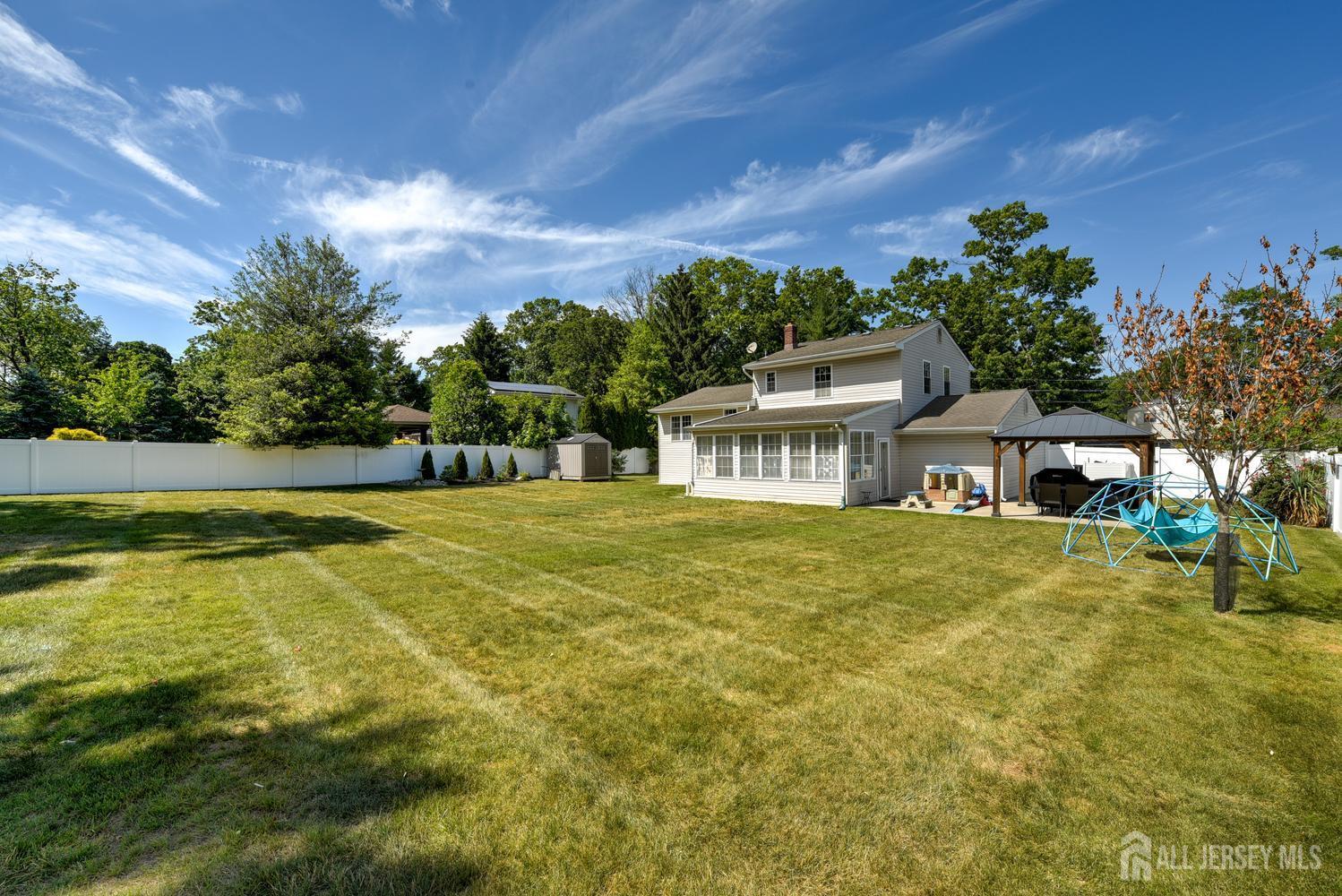 17 Sand Road Milltown NJ 08850