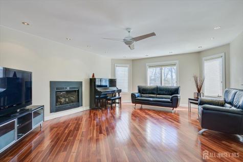 37 Jernee Drive East Brunswick NJ 08816