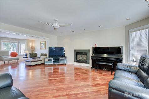 37 Jernee Drive East Brunswick NJ 08816