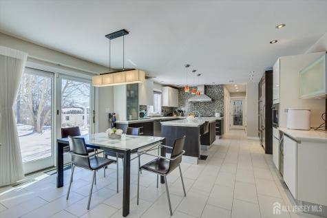 37 Jernee Drive East Brunswick NJ 08816