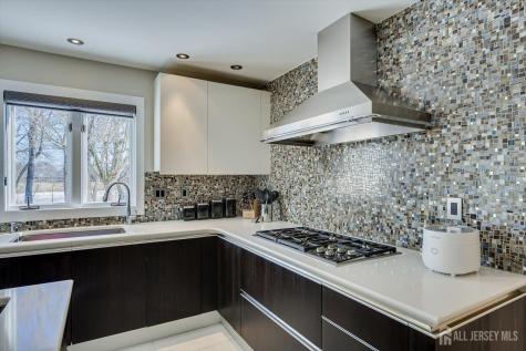 37 Jernee Drive East Brunswick NJ 08816