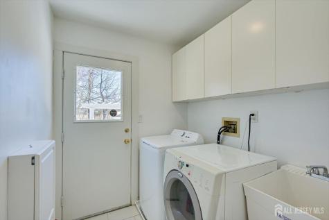 37 Jernee Drive East Brunswick NJ 08816