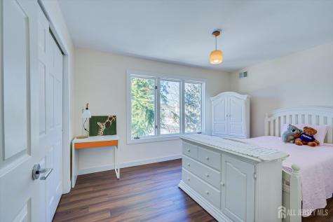 37 Jernee Drive East Brunswick NJ 08816
