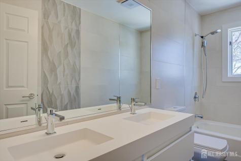 37 Jernee Drive East Brunswick NJ 08816