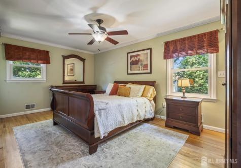 23 Gladstone Drive East Brunswick NJ 08816