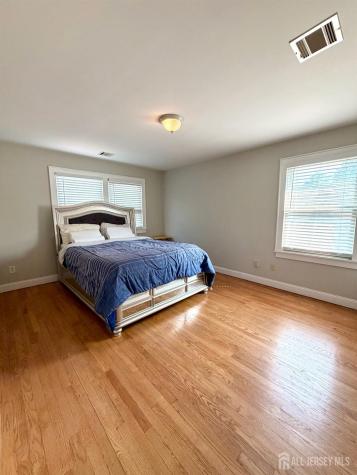 33 Livingston Avenue Avenel NJ 07001