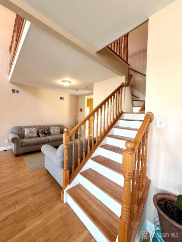 33 Livingston Avenue Avenel NJ 07001
