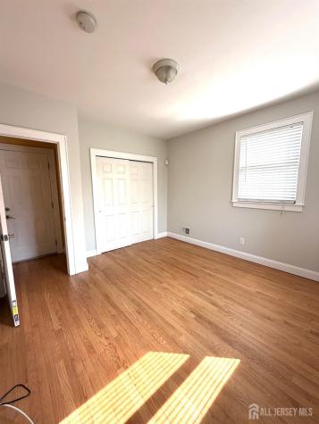 33 Livingston Avenue Avenel NJ 07001
