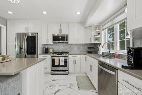 36 Colin Drive South River NJ 08882